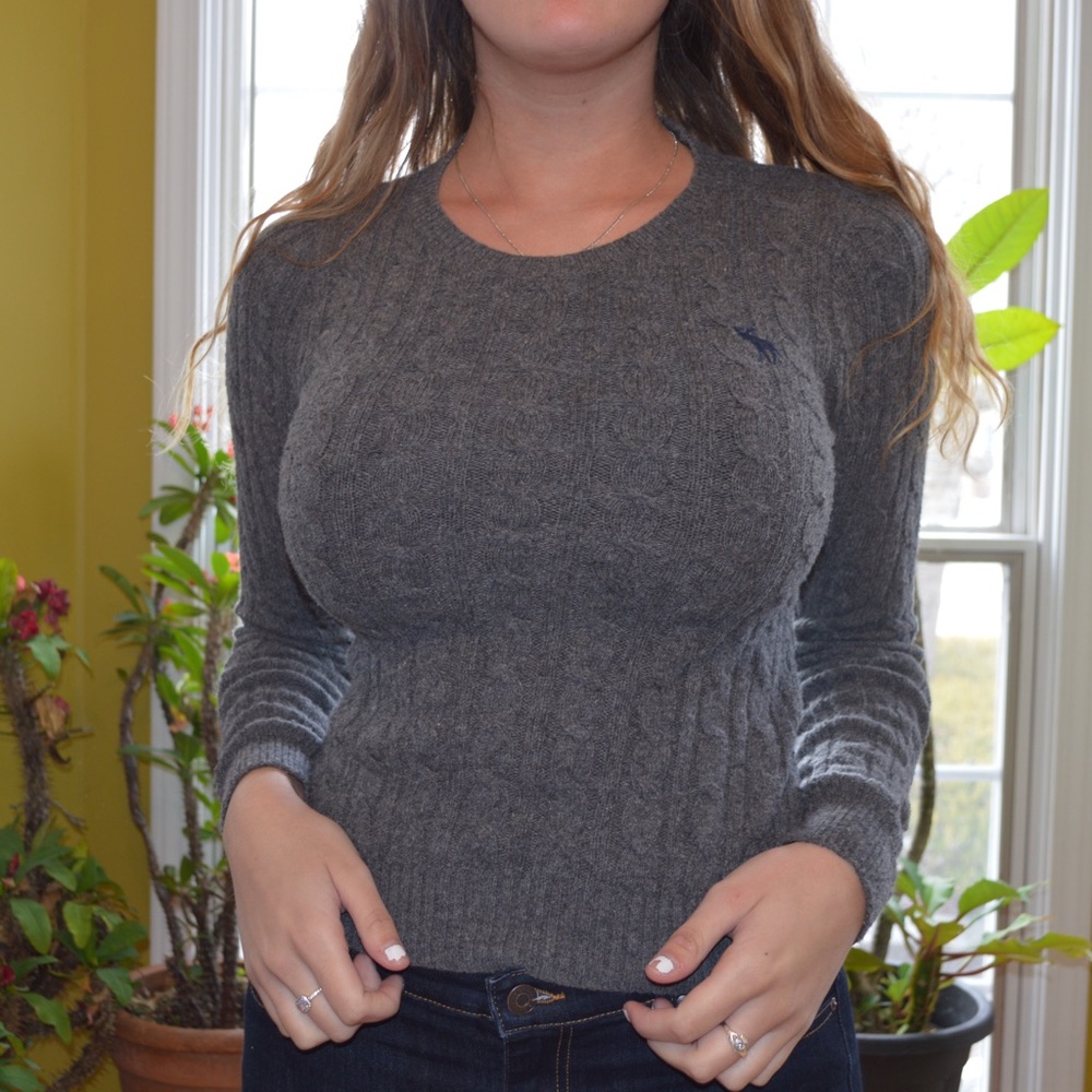 Grey Long Sleeve Sweater XS